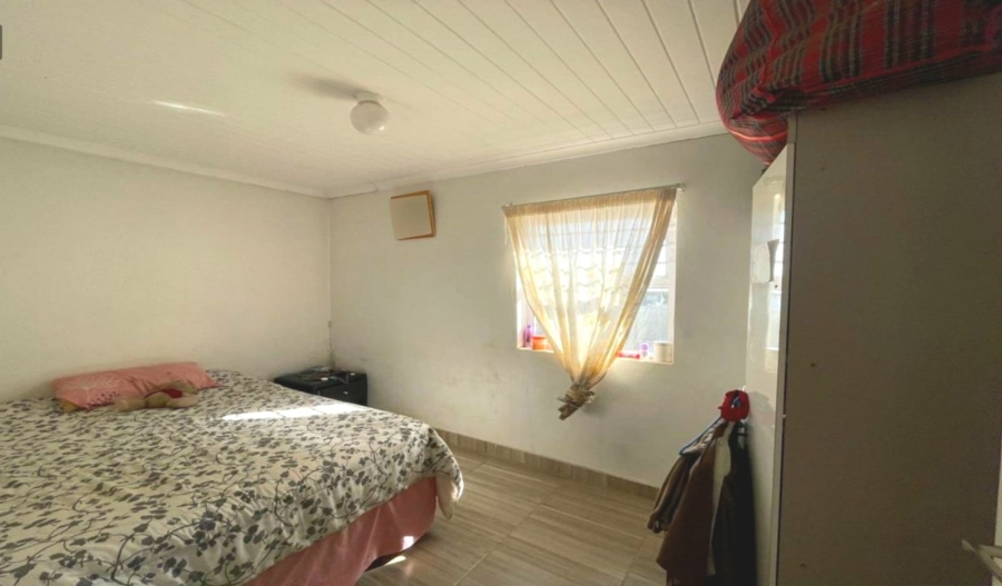 3 Bedroom Property for Sale in Dalvale Western Cape